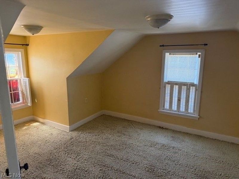 1525 Roanoke Avenue, Uhrichsville, OH 44683 Photo 16