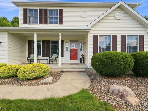 5303 Deercreek Court , Sheffield, OH 44054