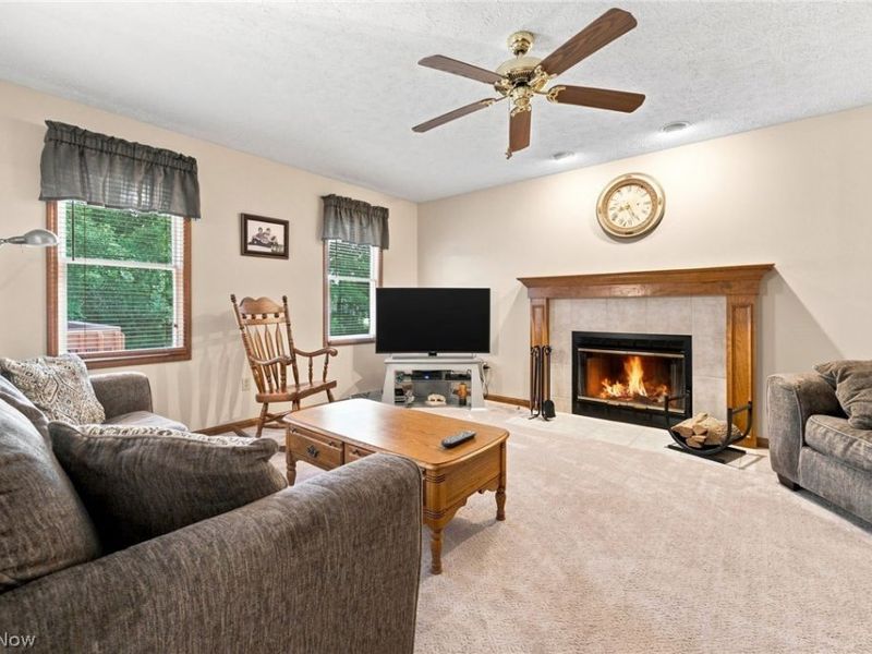 5303 Deercreek Court, Sheffield, OH 44054 Photo 2