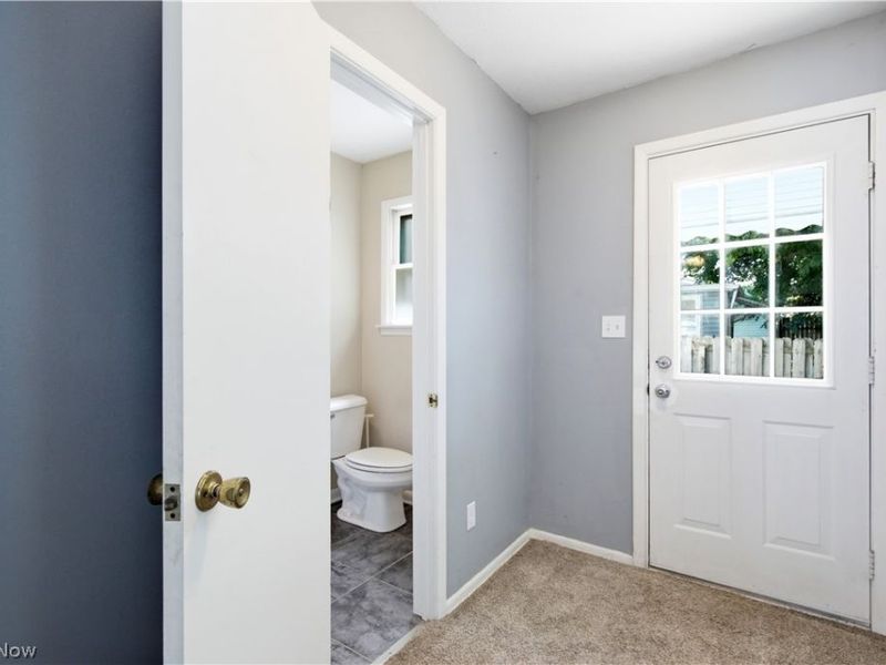 240 Moore Road, Avon Lake, OH 44012 Photo 13