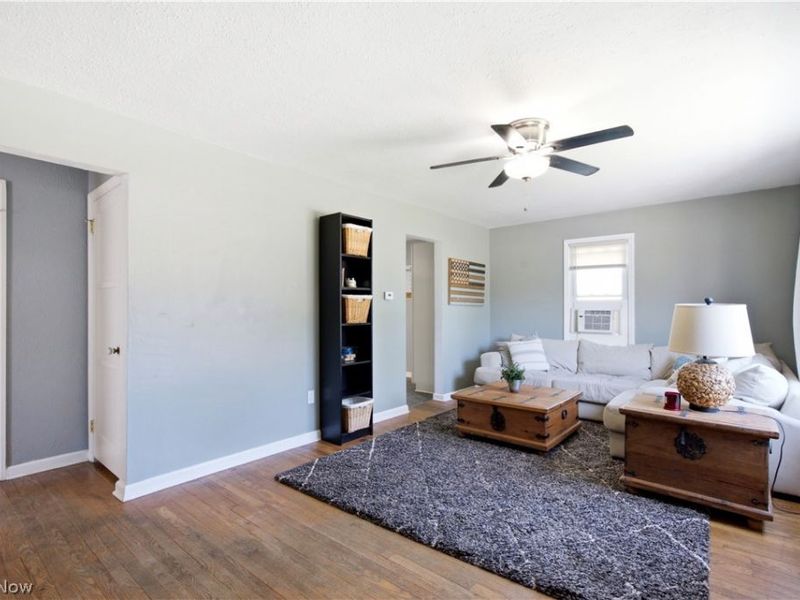 240 Moore Road, Avon Lake, OH 44012 Photo 5