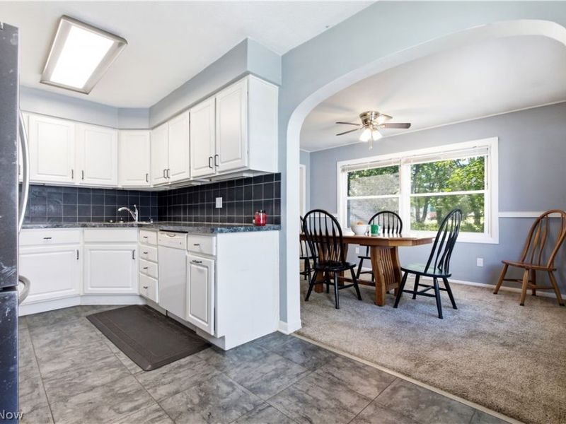 240 Moore Road, Avon Lake, OH 44012 Photo 8
