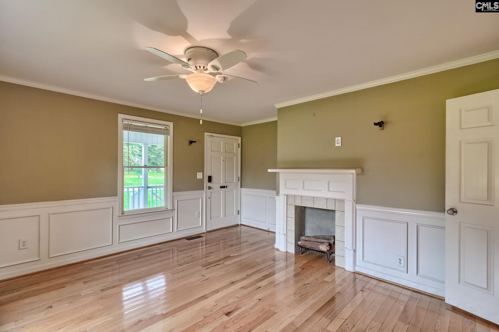 1430 Ebenezer Road  Photo 5