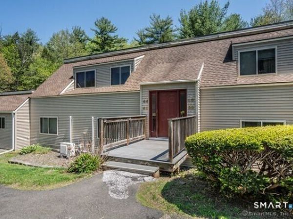 38 Library, Unit 38, Simsbury, CT 06070