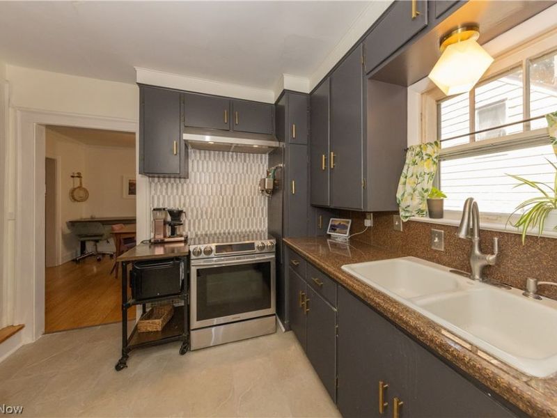 2329 S Taylor Road, Cleveland Heights, OH 44118 Photo 17