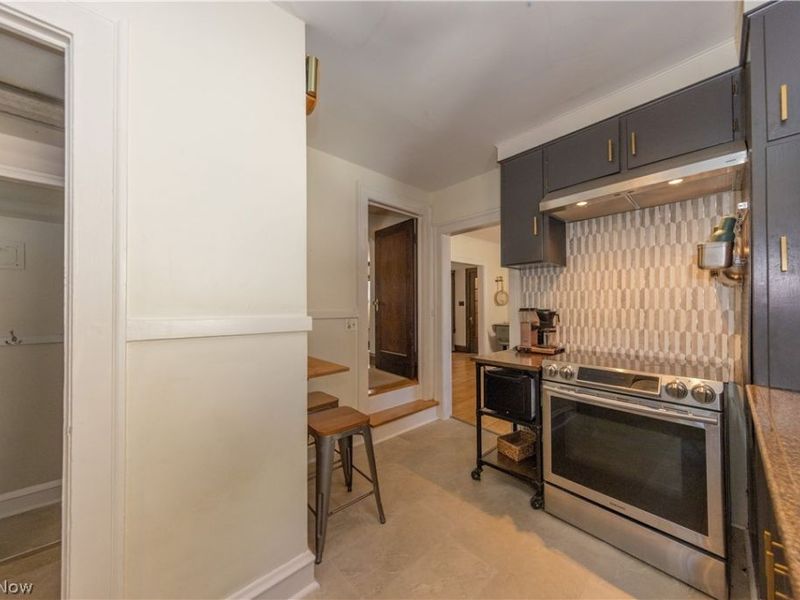 2329 S Taylor Road, Cleveland Heights, OH 44118 Photo 18