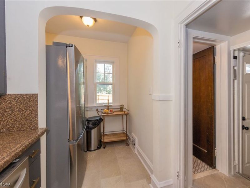 2329 S Taylor Road, Cleveland Heights, OH 44118 Photo 19