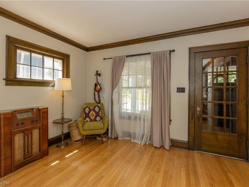 2329 S Taylor Road, Cleveland Heights, OH 44118 Photo 4