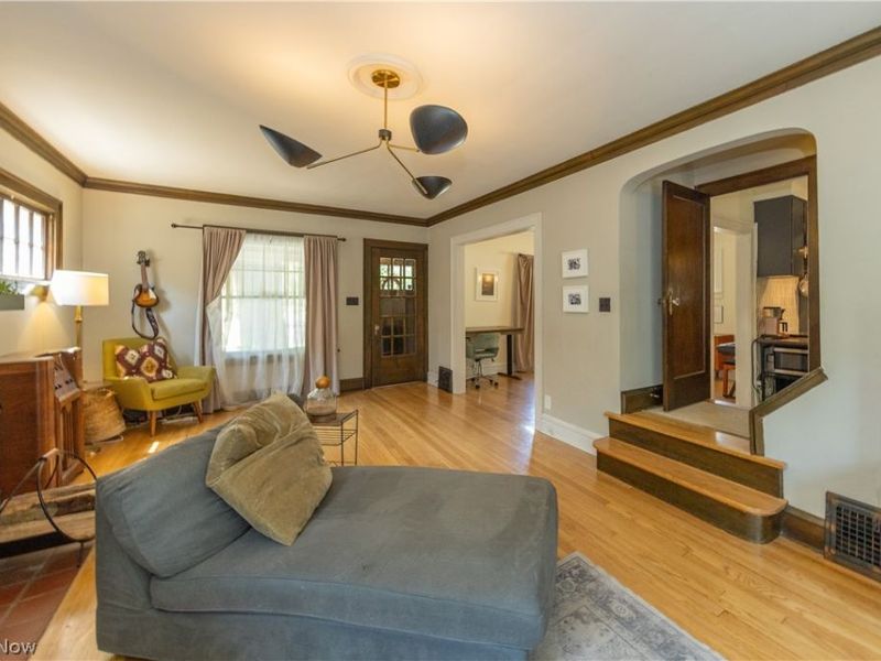 2329 S Taylor Road, Cleveland Heights, OH 44118 Photo 9