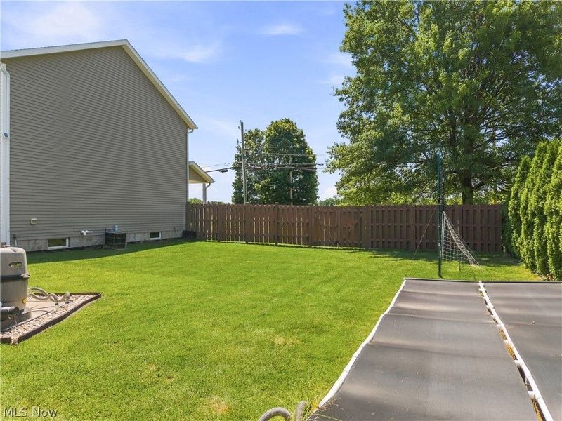 2553 Diamond Street NE, Canton, OH 44721 Photo 12