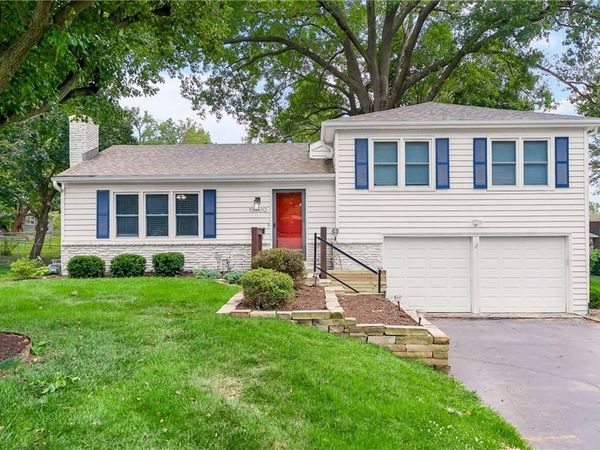 10200 Outlook Drive, Overland Park, KS 66207