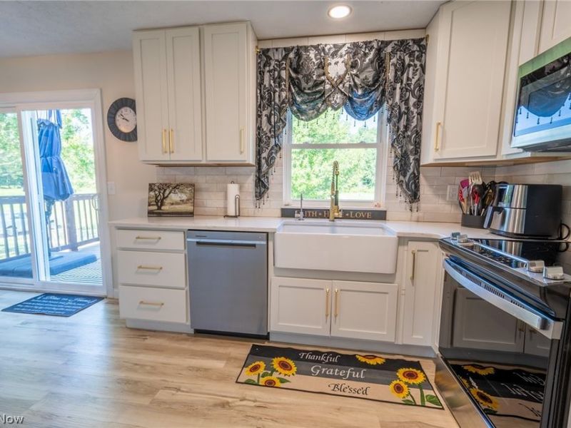 6175 Thompson Clark Road, Bristolville, OH 44402 Photo 11