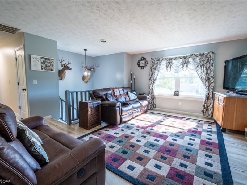 6175 Thompson Clark Road, Bristolville, OH 44402 Photo 16