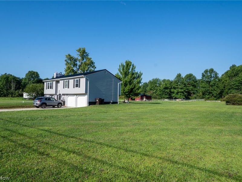 6175 Thompson Clark Road, Bristolville, OH 44402 Photo 41