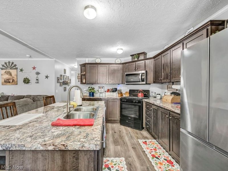 381 Westwoods, Amherst, OH 44001 Photo 14