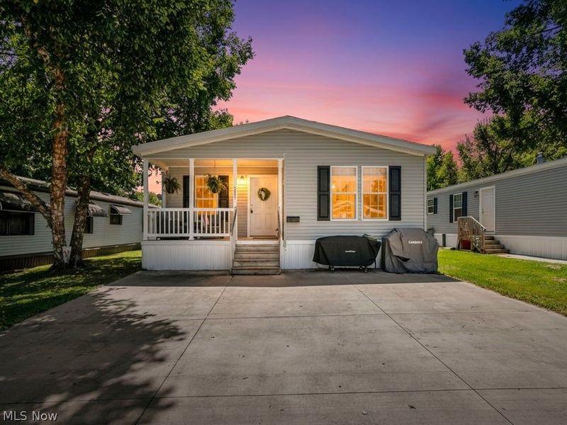 381 Westwoods, Amherst, OH 44001 Photo 2