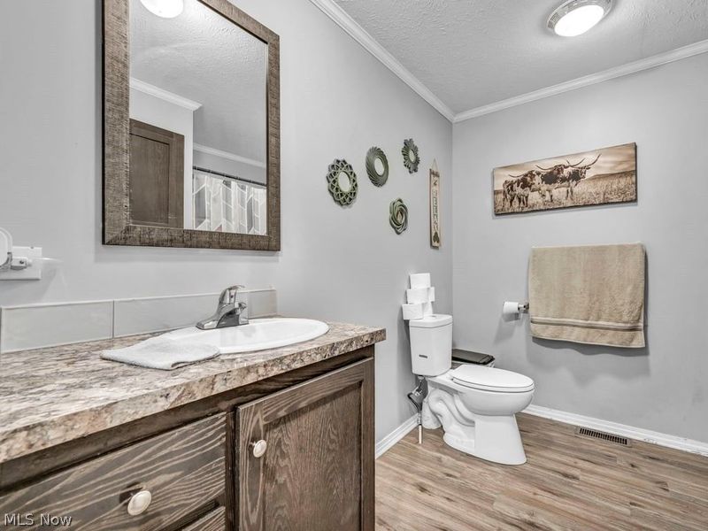 381 Westwoods, Amherst, OH 44001 Photo 23