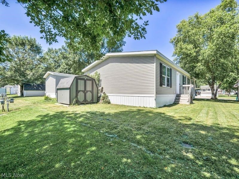 381 Westwoods, Amherst, OH 44001 Photo 32