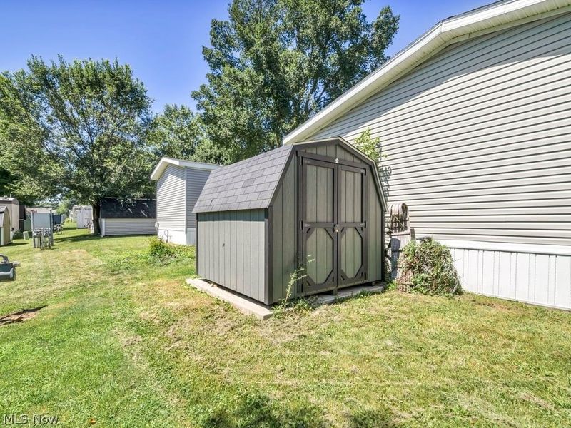 381 Westwoods, Amherst, OH 44001 Photo 34