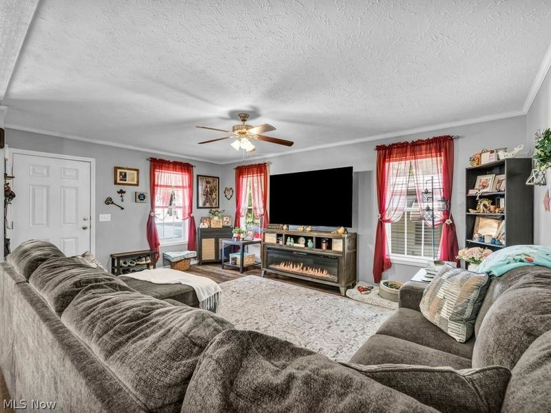 381 Westwoods, Amherst, OH 44001 Photo 7