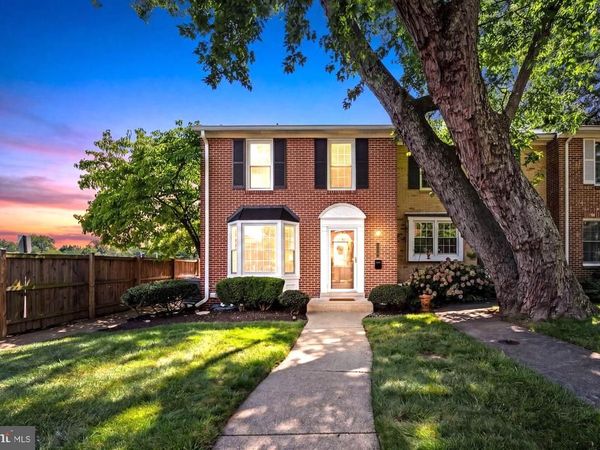 558 WINDOVER AVENUE NW, VIENNA, VA 22180