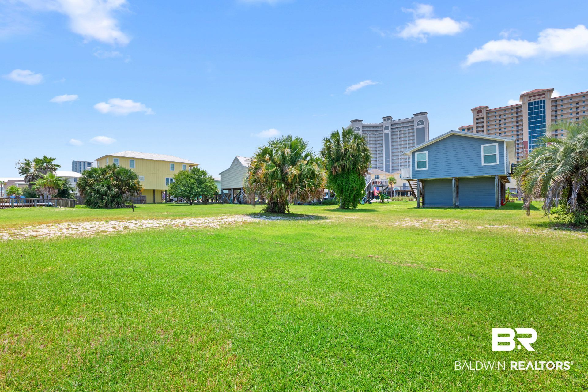 347 E 2nd Avenue, Gulf Shores, AL 36542 Main Photo