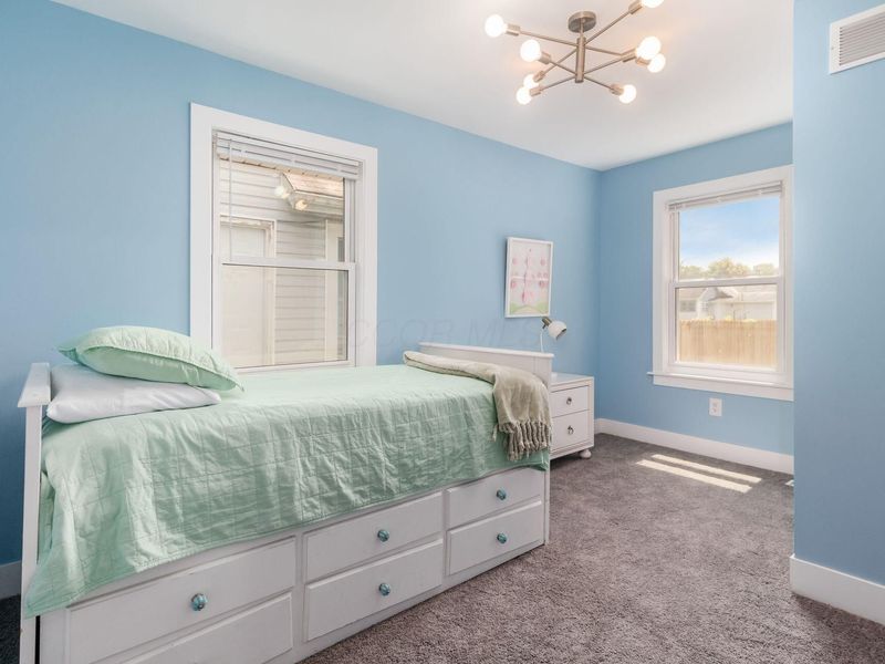 1569 E Blake Avenue , Columbus, OH 43211 Photo 15