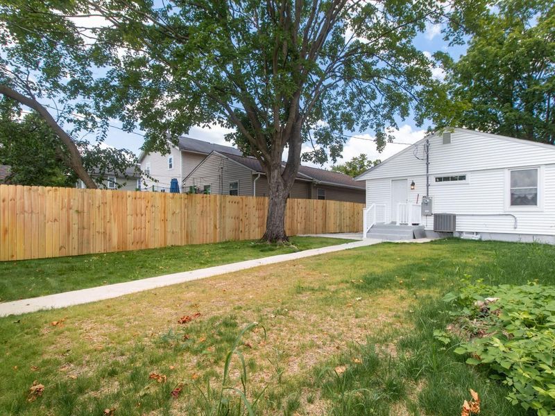 1569 E Blake Avenue , Columbus, OH 43211 Photo 26