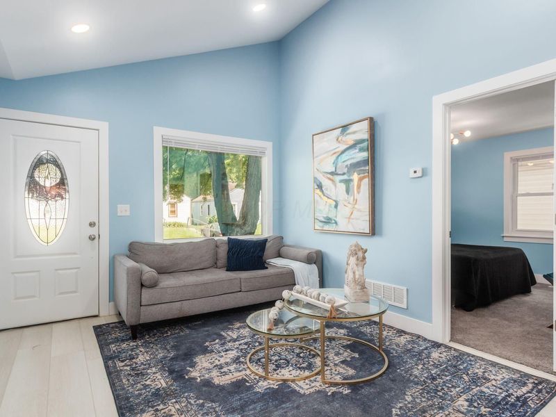 1569 E Blake Avenue , Columbus, OH 43211 Photo 5