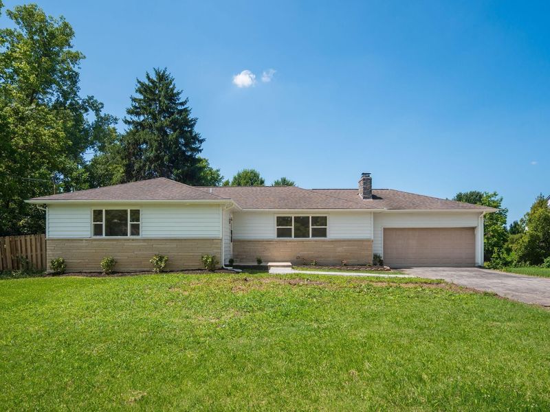 1585 N Wilson Road , Columbus, OH 43204 Photo 1