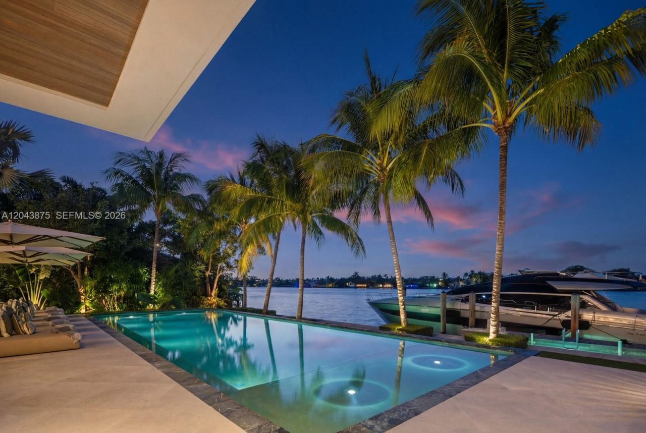 58 La Gorce Cir , Miami Beach, FL 33141 Photo