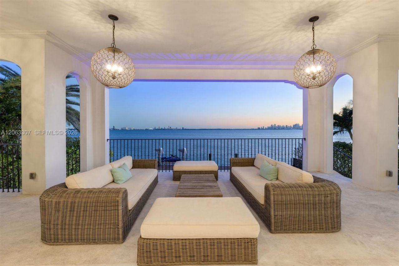 1460 S Treasure Dr , North Bay Village, FL 33141 Photo