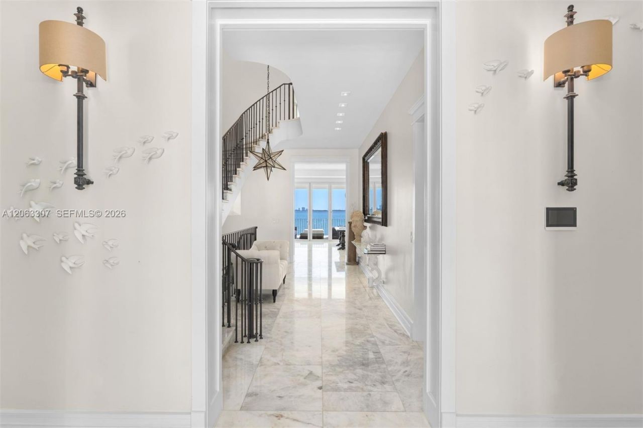 1460 S Treasure Dr , North Bay Village, FL 33141 Photo