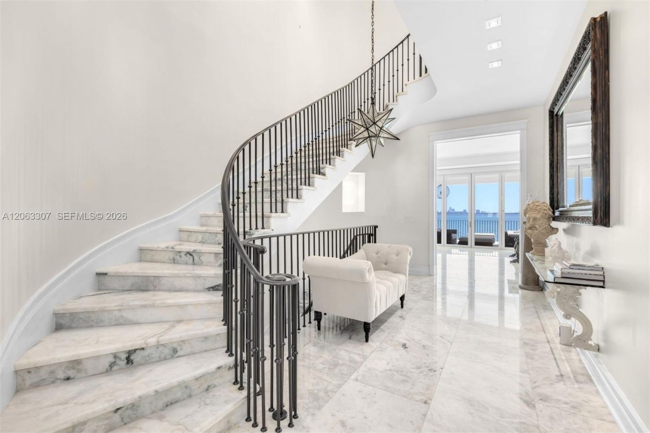 1460 S Treasure Dr , North Bay Village, FL 33141 Photo