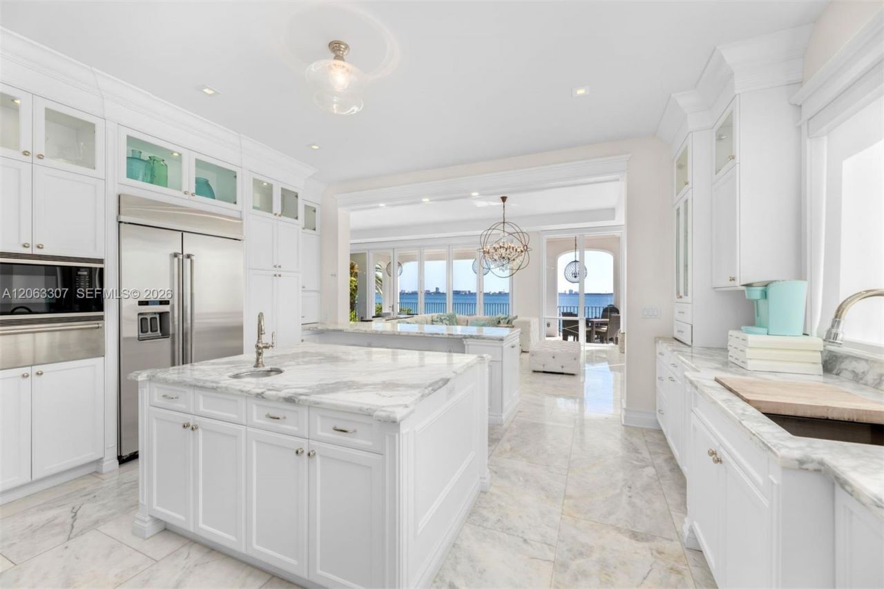 1460 S Treasure Dr , North Bay Village, FL 33141 Photo