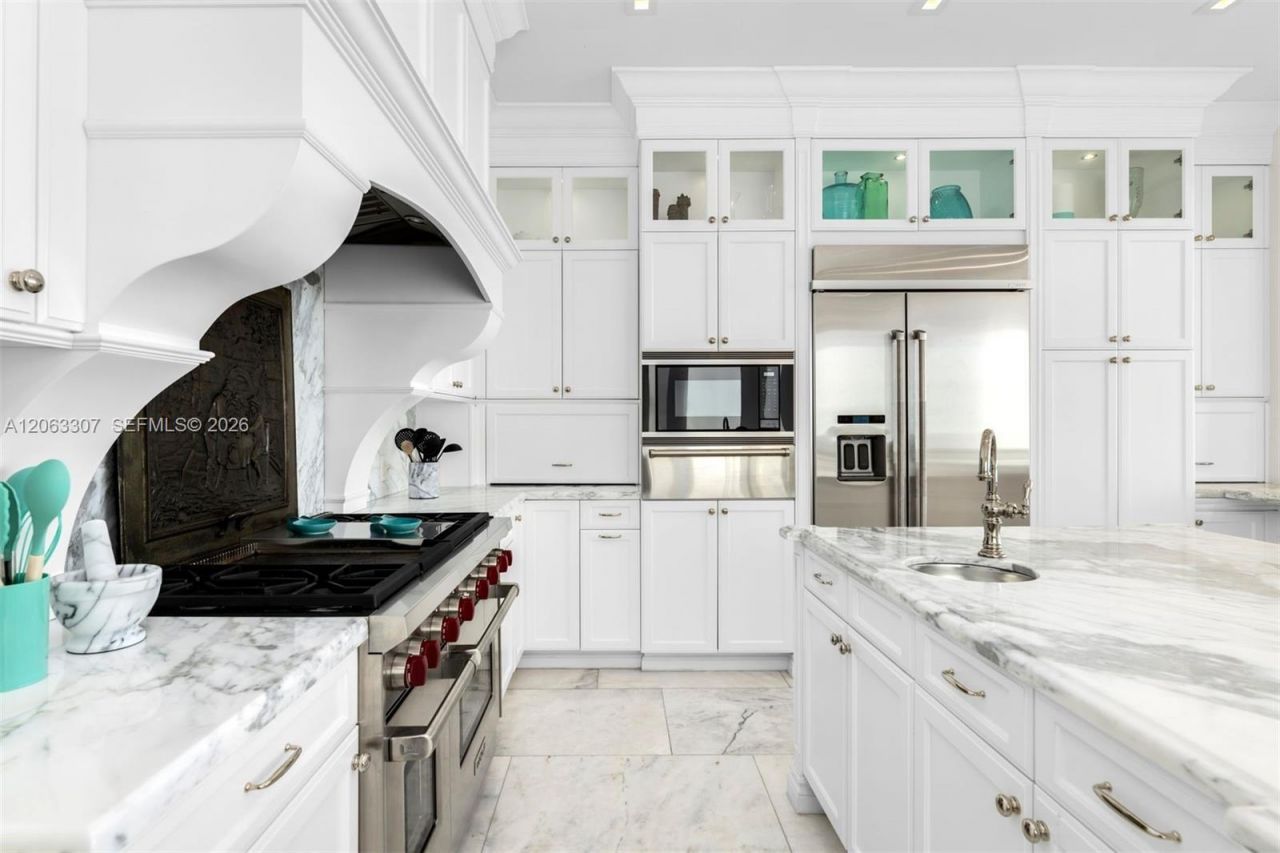 1460 S Treasure Dr , North Bay Village, FL 33141 Photo