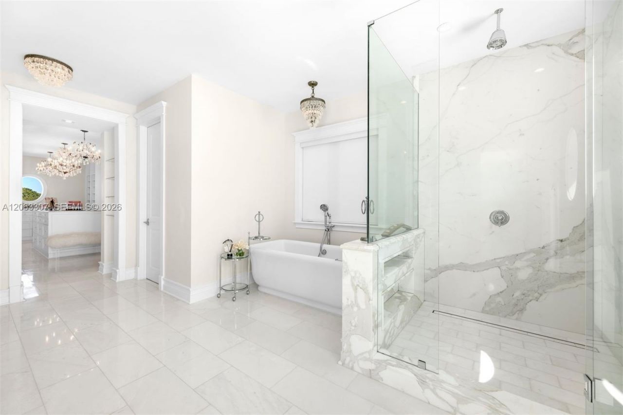 1460 S Treasure Dr , North Bay Village, FL 33141 Photo