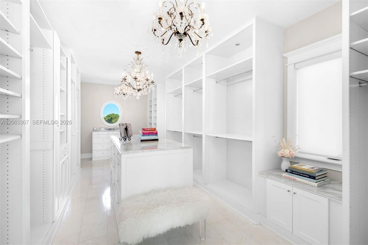 1460 S Treasure Dr , North Bay Village, FL 33141 Photo