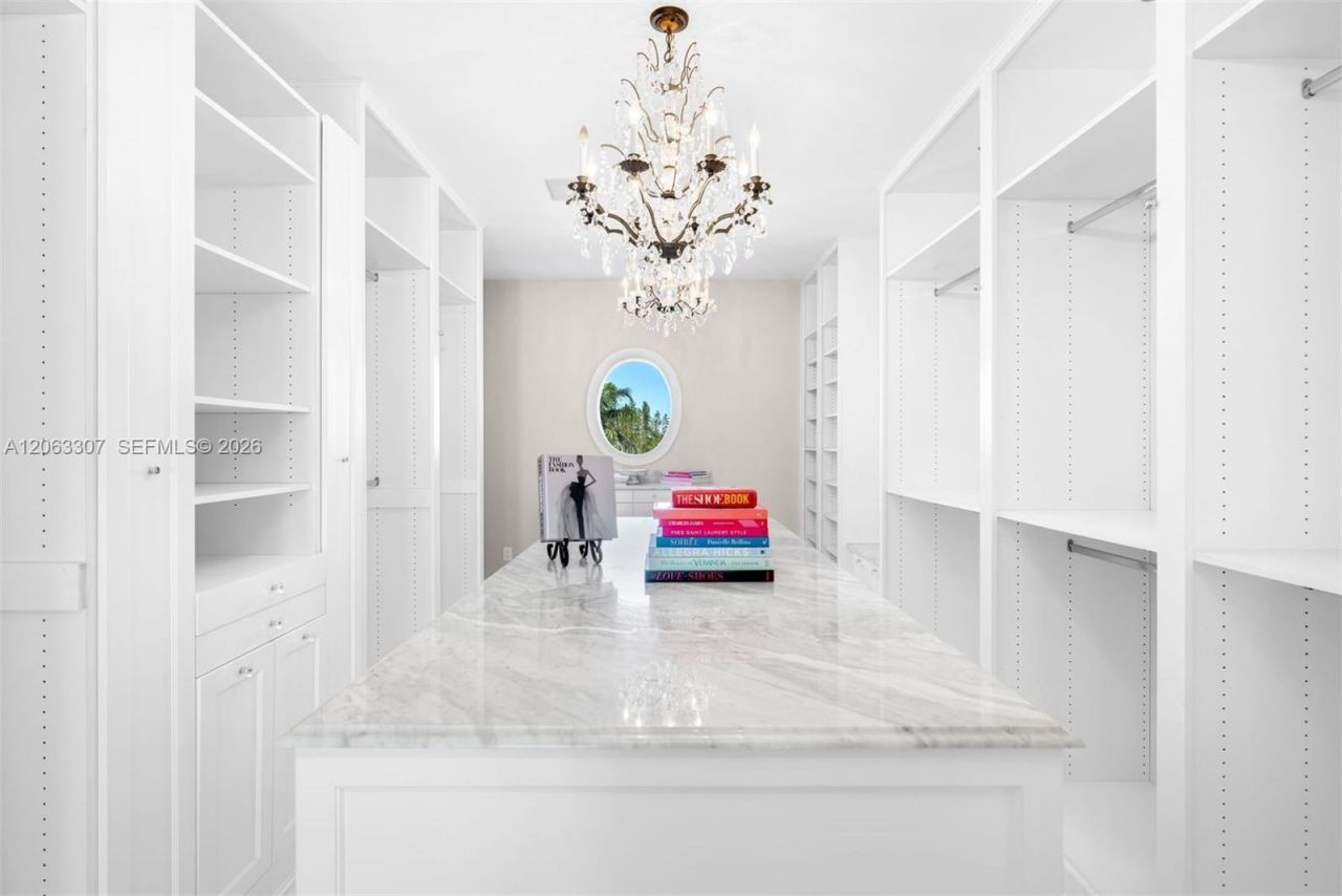 1460 S Treasure Dr , North Bay Village, FL 33141 Photo