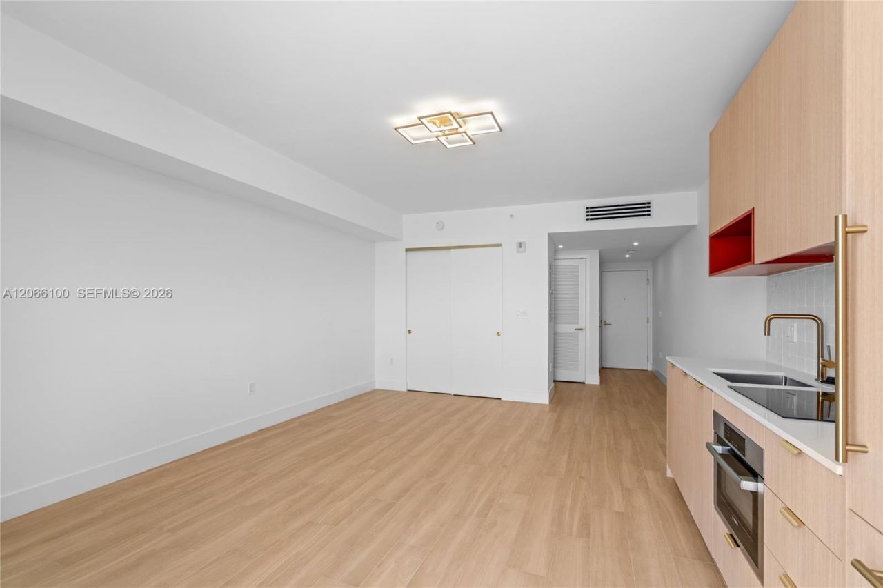 90 NE 32 St , Unit 918, Miami, FL 33127 Photo