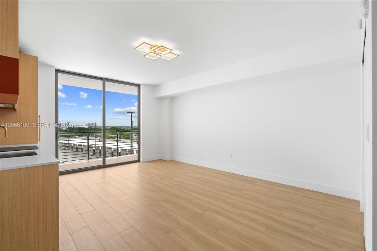 90 NE 32 St , Unit 918, Miami, FL 33127 Photo