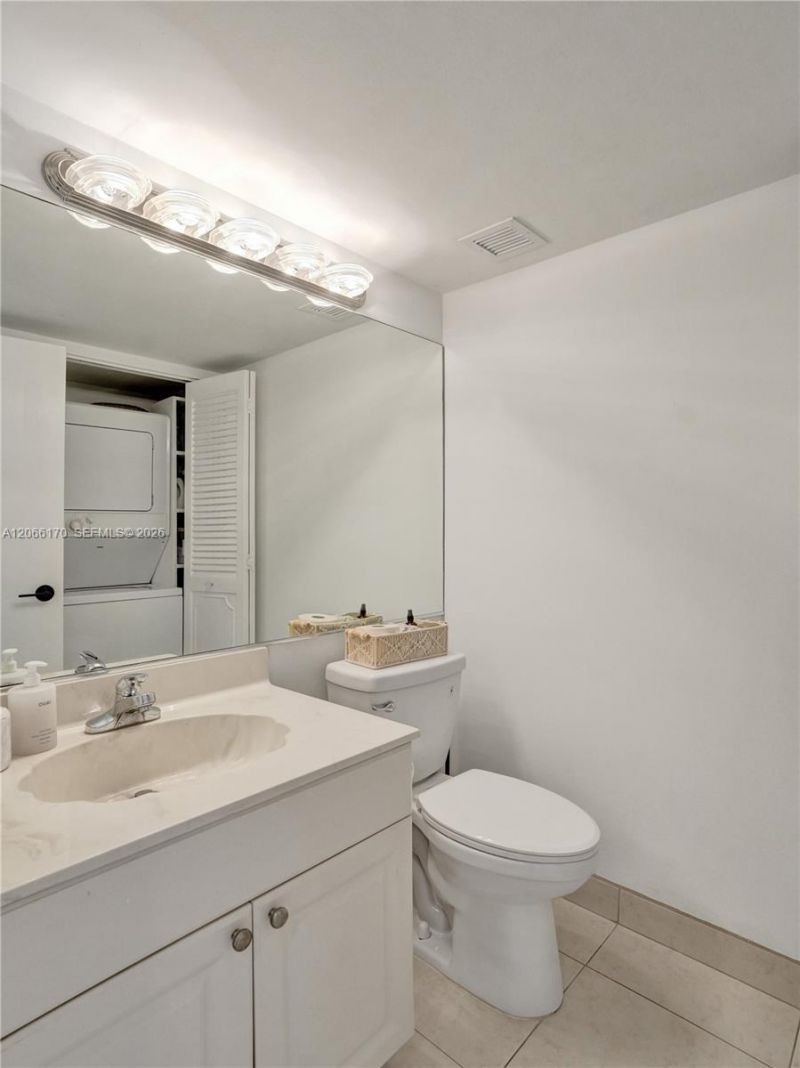 1170 N Federal Hwy, Unit 1008, Fort Lauderdale, FL 33304 Photo