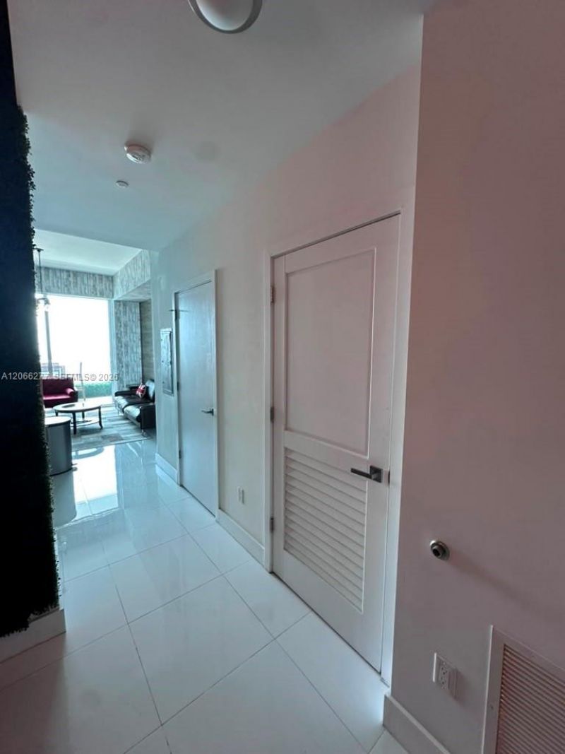 1080 Brickell Ave , Unit 4202, Miami, FL 33131 Photo