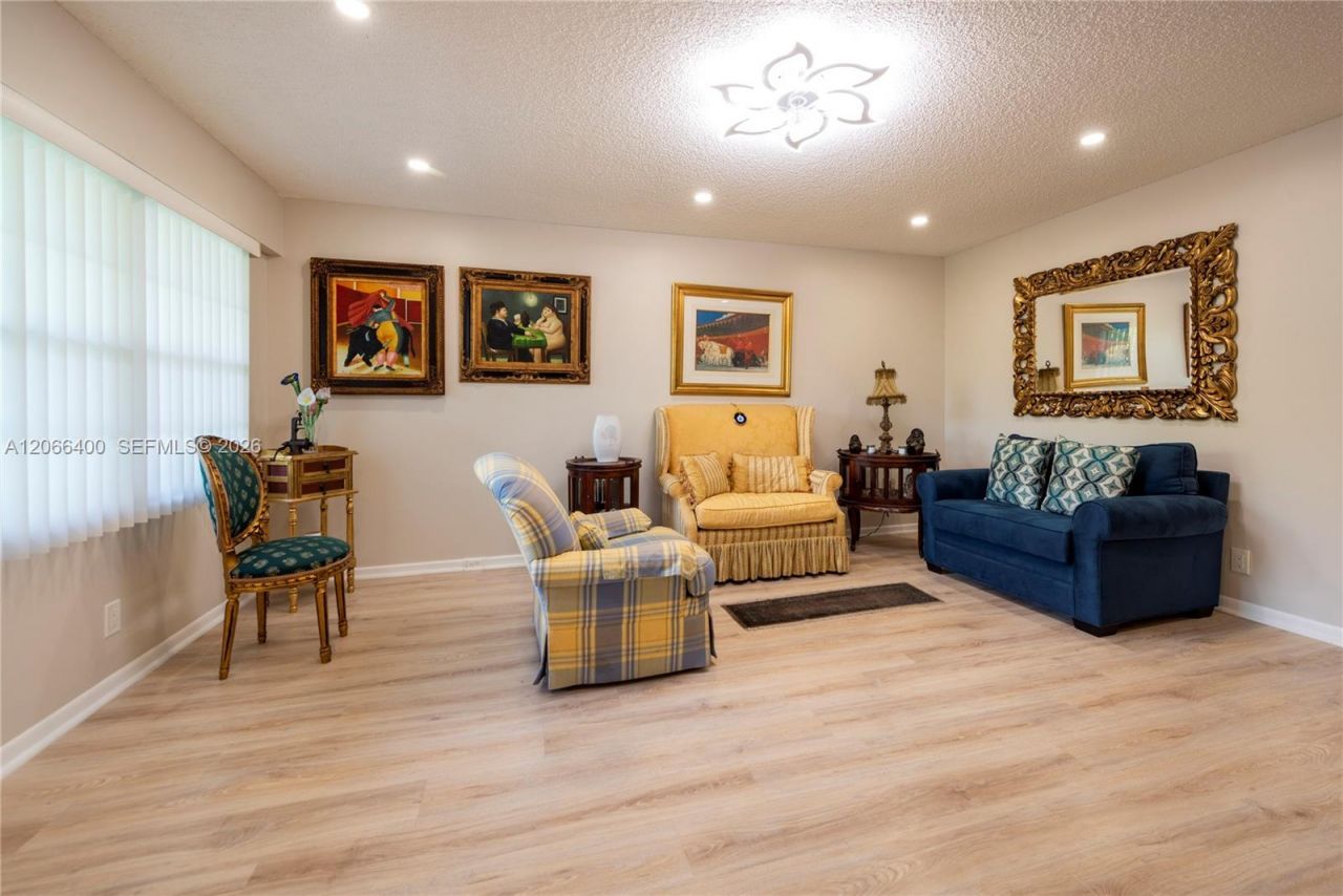 13250 SW 7th Ct, Unit 412L, Pembroke Pines, FL 33027 Photo