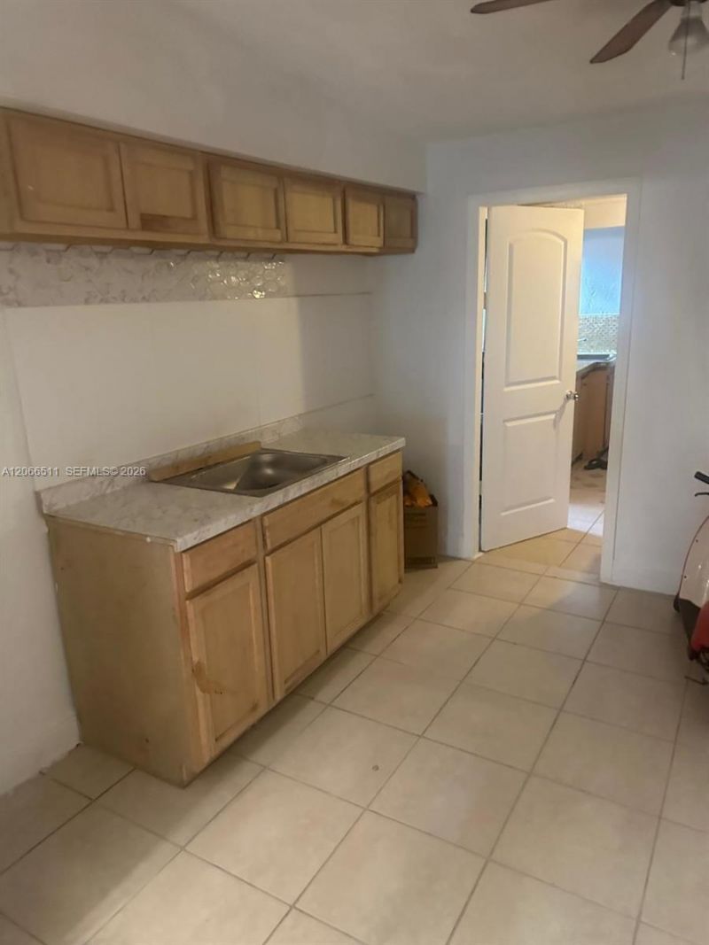 1980 Service Rd, Opa Locka, FL 33054 Photo