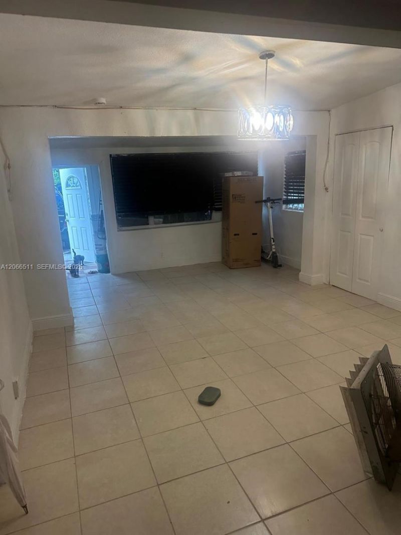 1980 Service Rd, Opa Locka, FL 33054 Photo