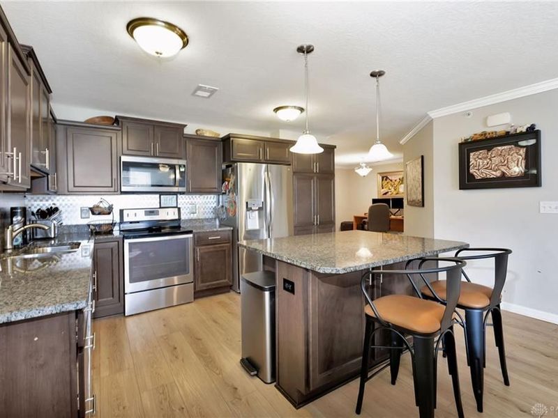 37 Old Pond Rd, Springboro, OH 45066 Photo 8