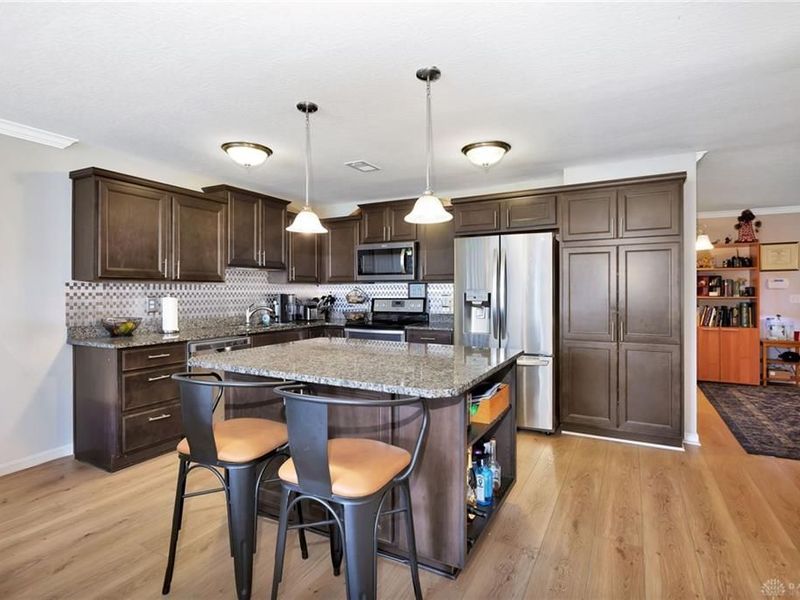 37 Old Pond Rd, Springboro, OH 45066 Photo 9
