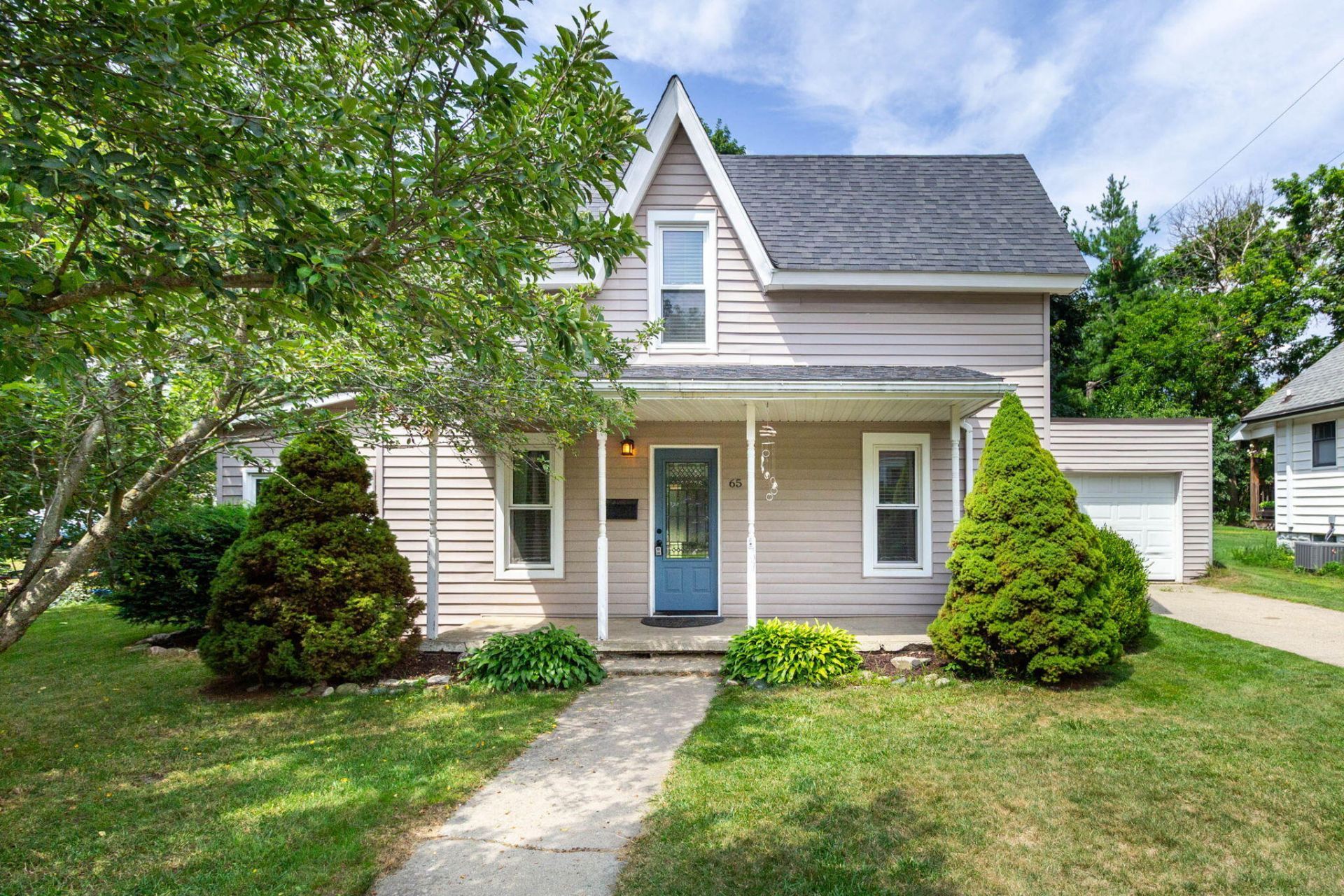 65 Pleasant Street, Oxford, MI 48371 Main Photo