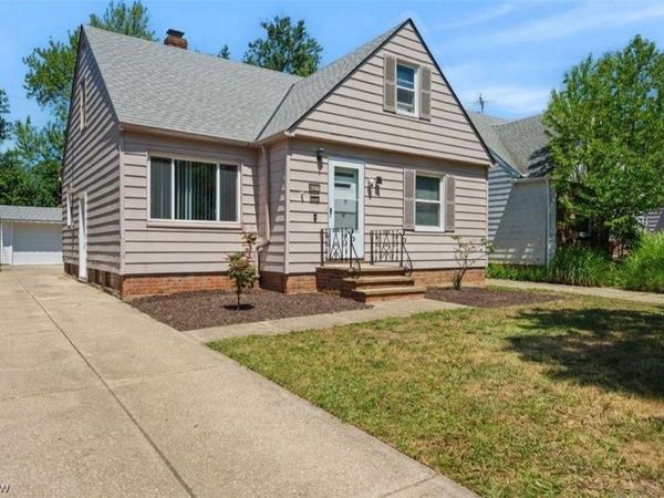 4217 Hinsdale Road, South Euclid, OH 44121
